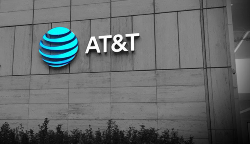 Ante alza en precio, AT&T devuelve espectro