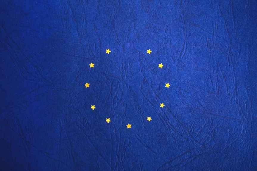Ley de la UE que obliga a apps de mensajería a interconectarse comprometería el cifrado y la privacidad